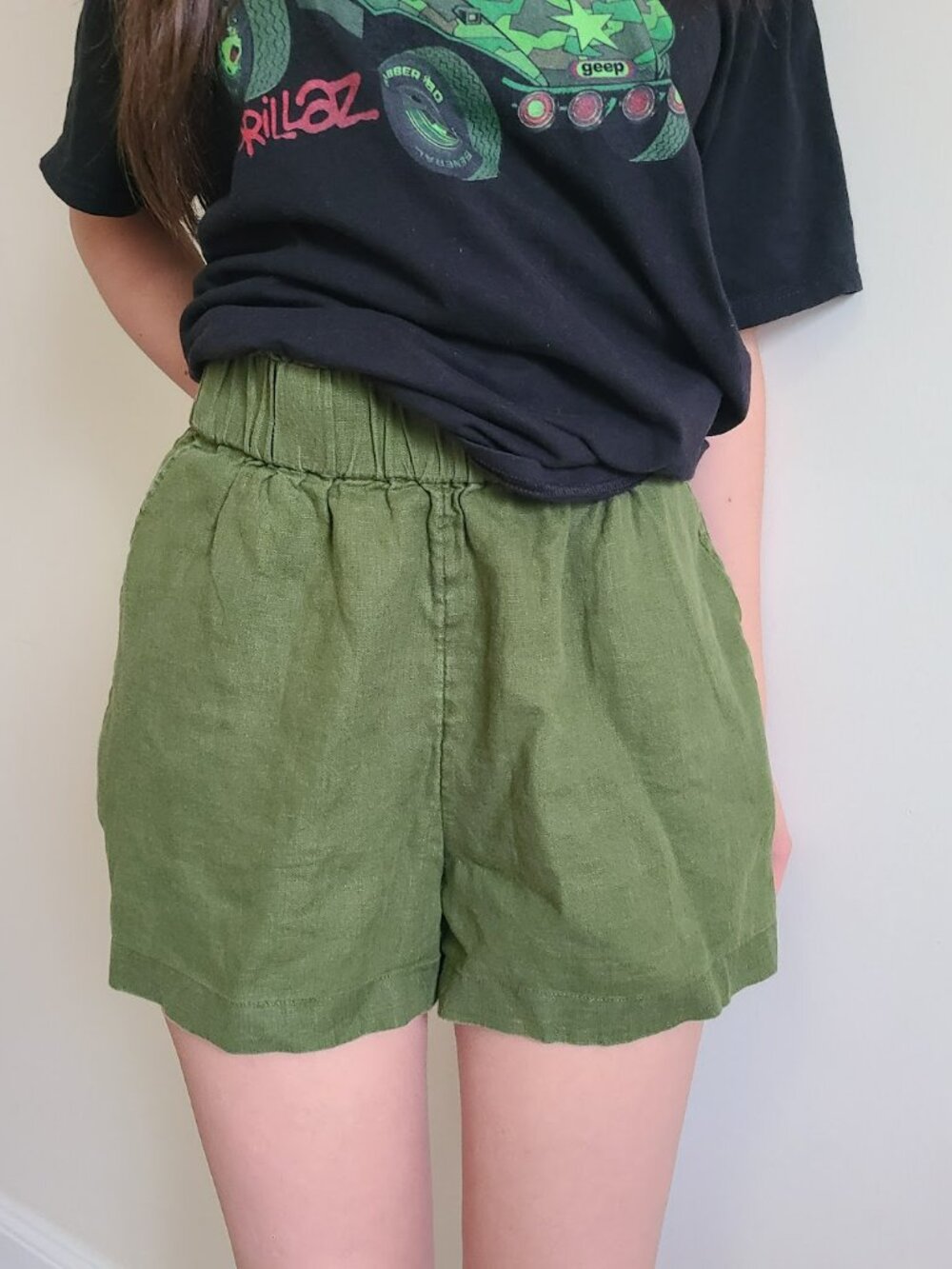J. Crew 100 % Linen High-Waist Olive Green Women's Shorts Size Small 3" Inseam